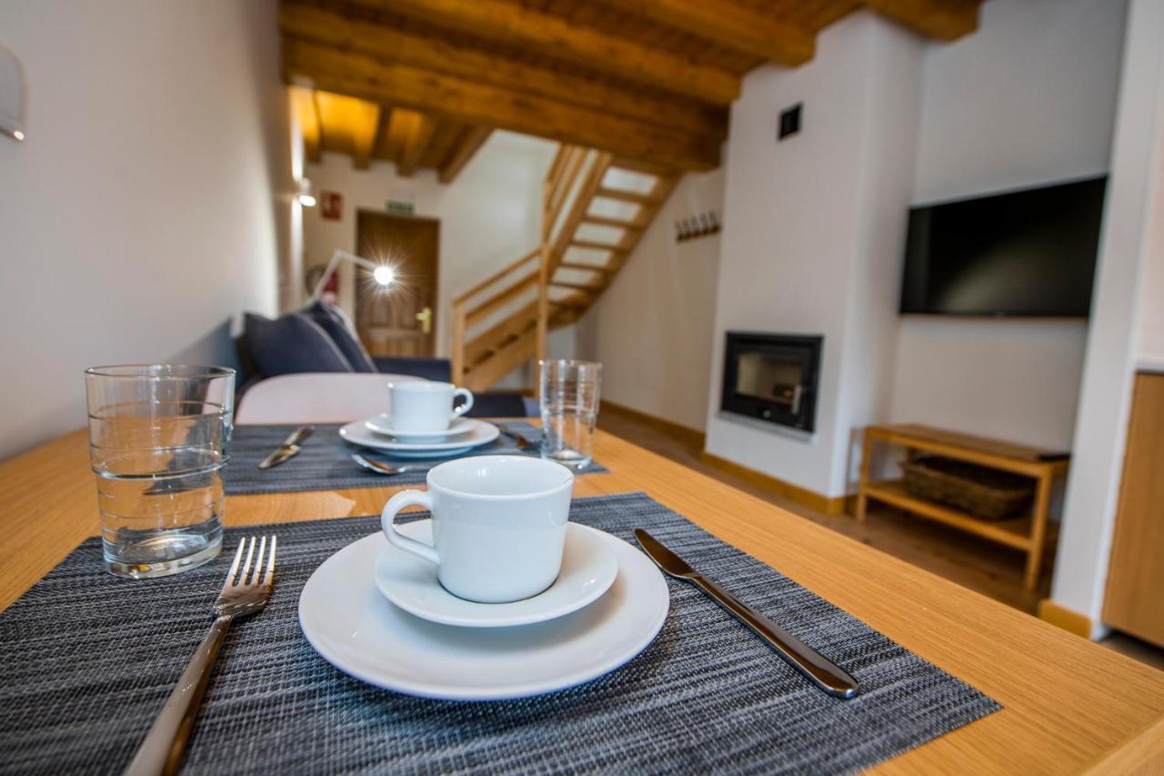 Apartamentos Los Picos De Europa Colio Экстерьер фото