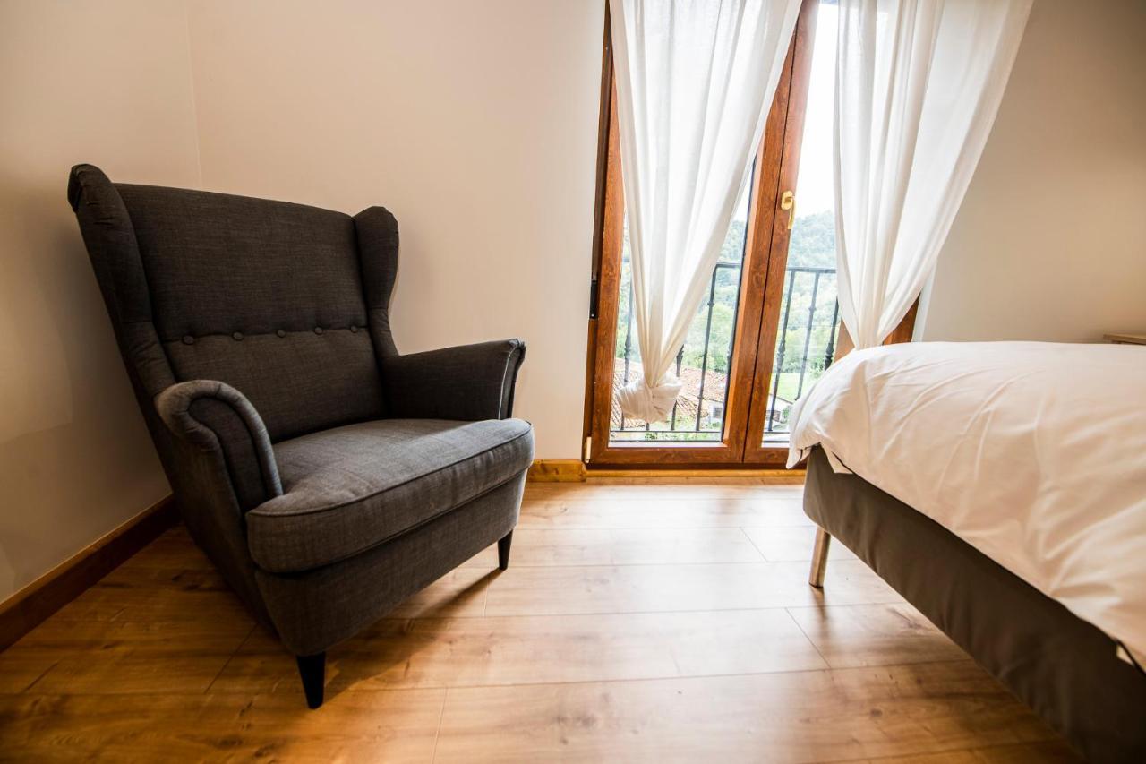 Apartamentos Los Picos De Europa Colio Экстерьер фото